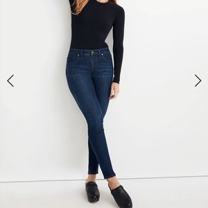 Madewell 9" Mid-Rise Skinny Denim 32
